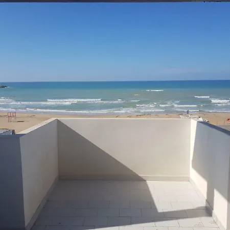 Lägenhet Lungomare Lanterna 90 Scoglitti