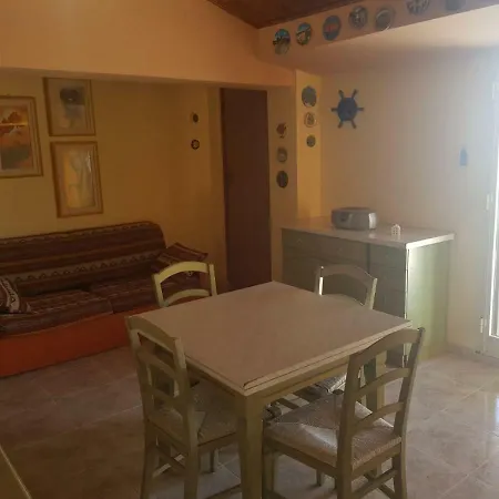 Lungomare Lanterna 90 Lägenhet